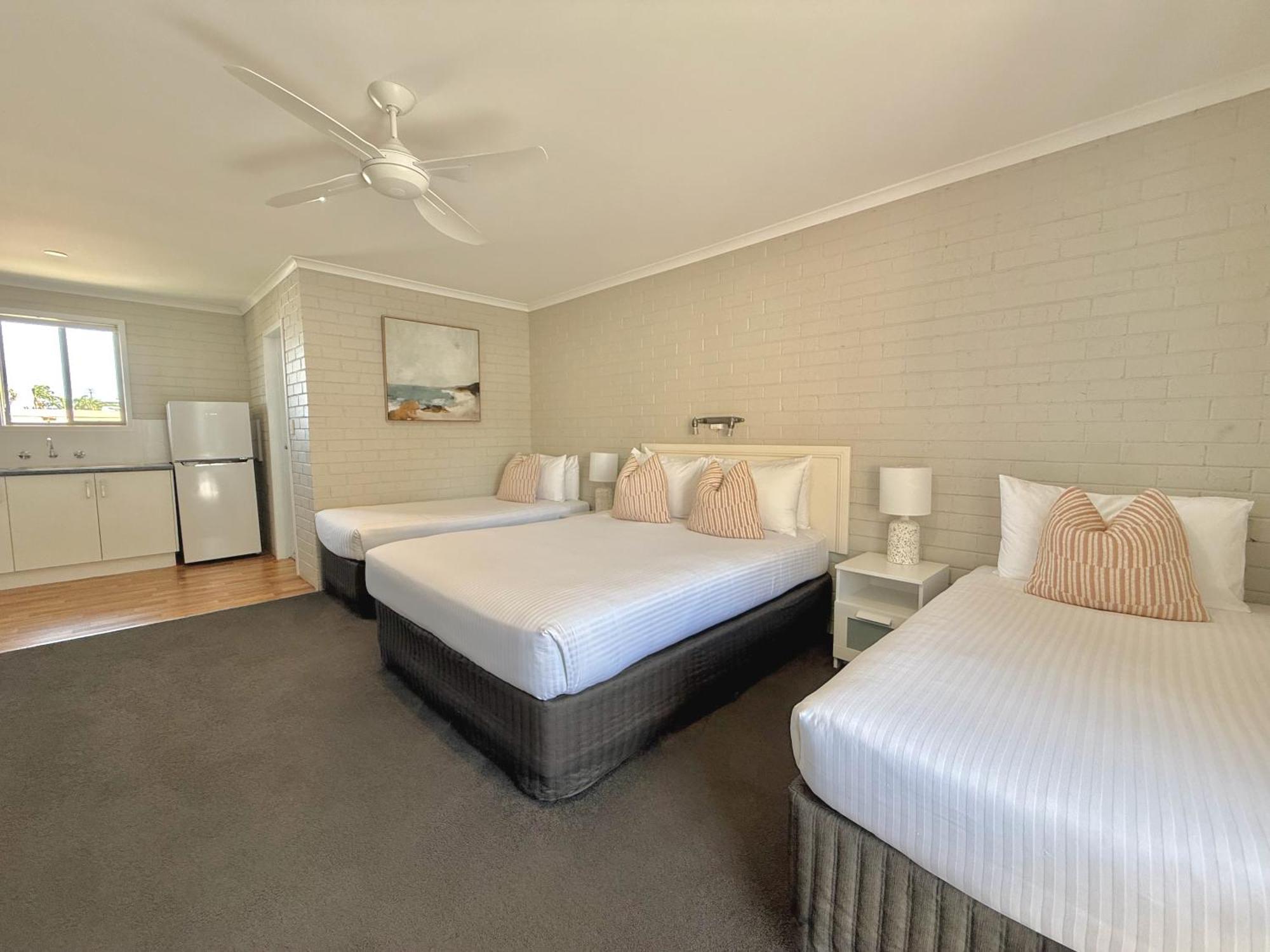 Pelican Motor Inn 메림불라 외부 사진